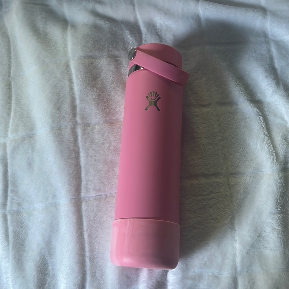 limited edition pink ebb & flow camellia 24 oz